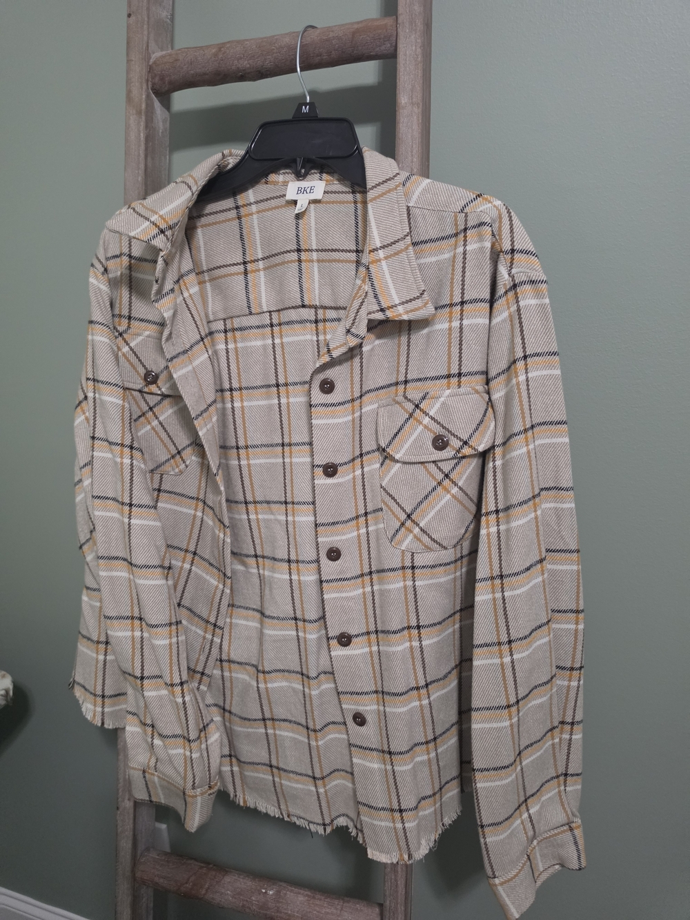 BKE Womens Beige Plaid Shirt Jacket with Tan and Brown Accents